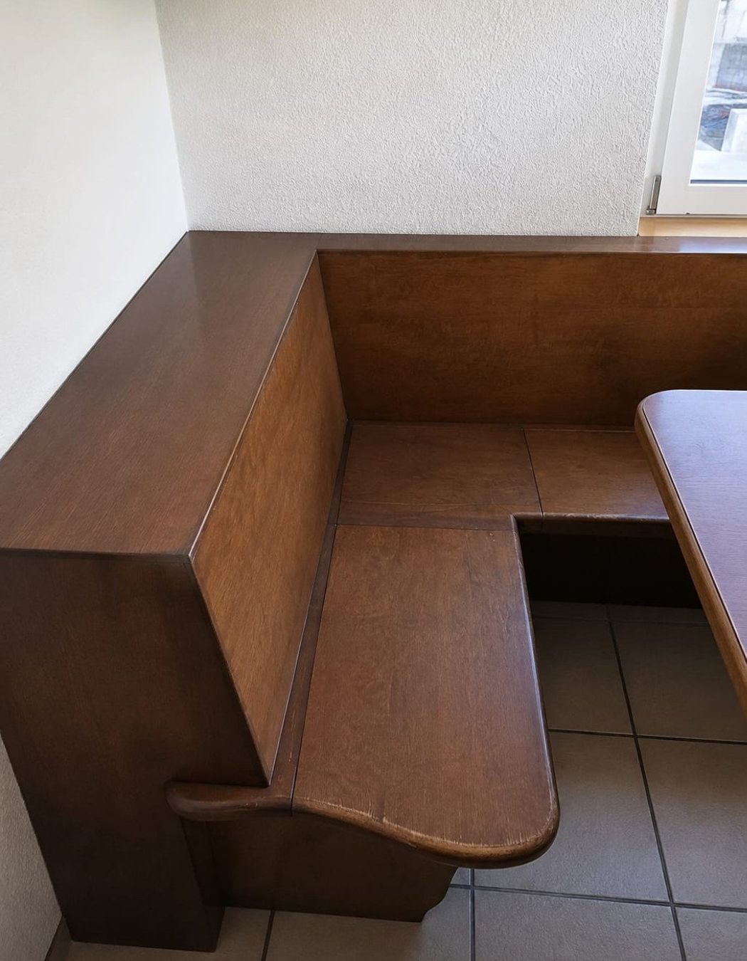 Eckbank mit Esstisch aus Holz braun gebraucht Zustand (Gebraucht) in Triengen für CHF 1 – nur Abholung auf Ricardo kaufen