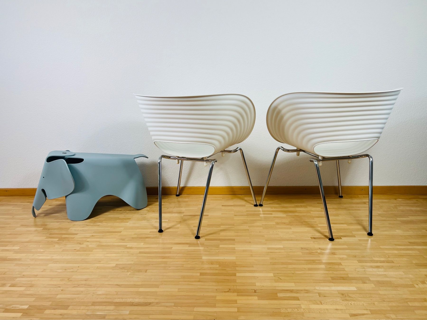 Vitra Sedie: 2 Vitra Tom Vac Stühle von Ron Arad – Usato da Egg b. Zürich venduto da B02_Designklassiker 2