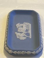 Wedgwood Jasperware Schale blau mit weissem Relief,(I6)