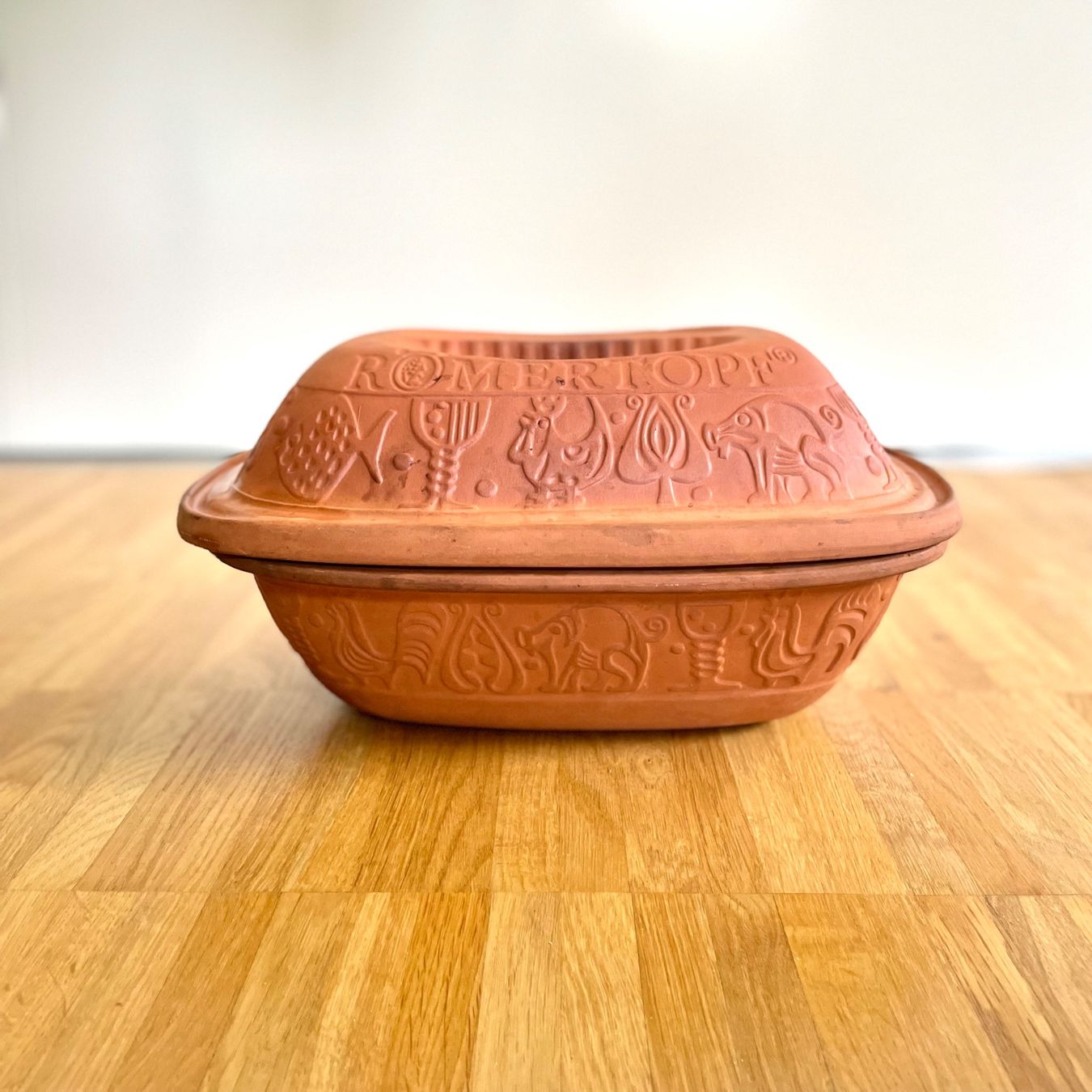 Töpfe: Römertopf Bräter aus Terracotta – Gebraucht aus Zürich von