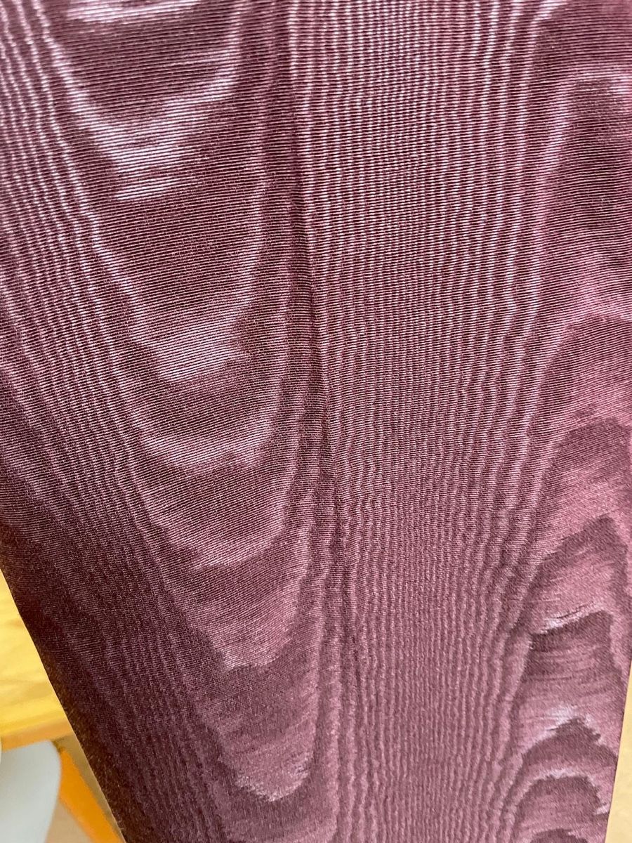 Pantaloni: Hose aubergine, Moiré, Grösse 36 – Nuovo (secondo la descrizione) da Zürich venduto da Peach_Store 2