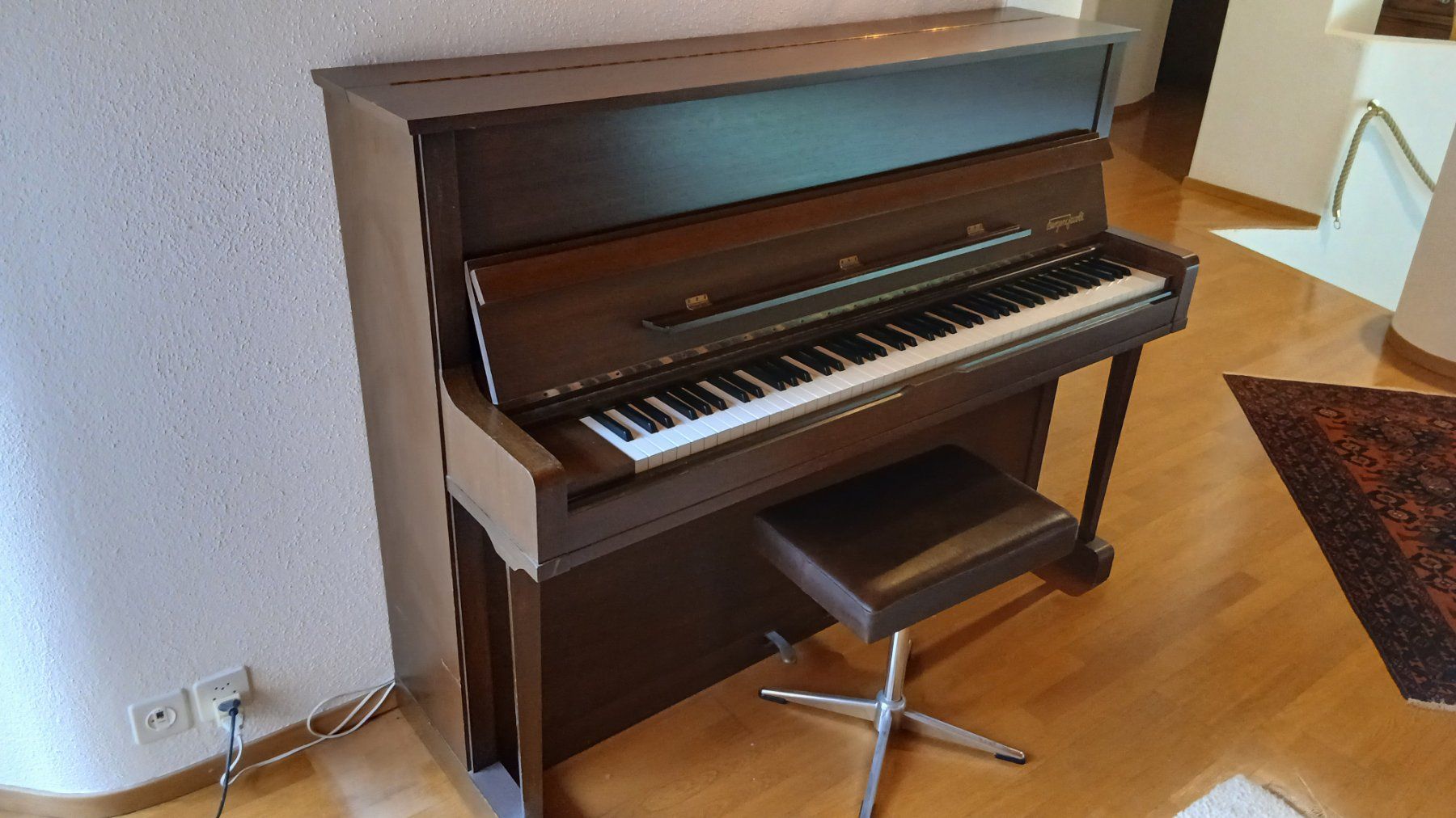 Strumenti musicali: Klavier Burger und Jacobi – Usato da Oberdorf SO venduto da dag_krz6