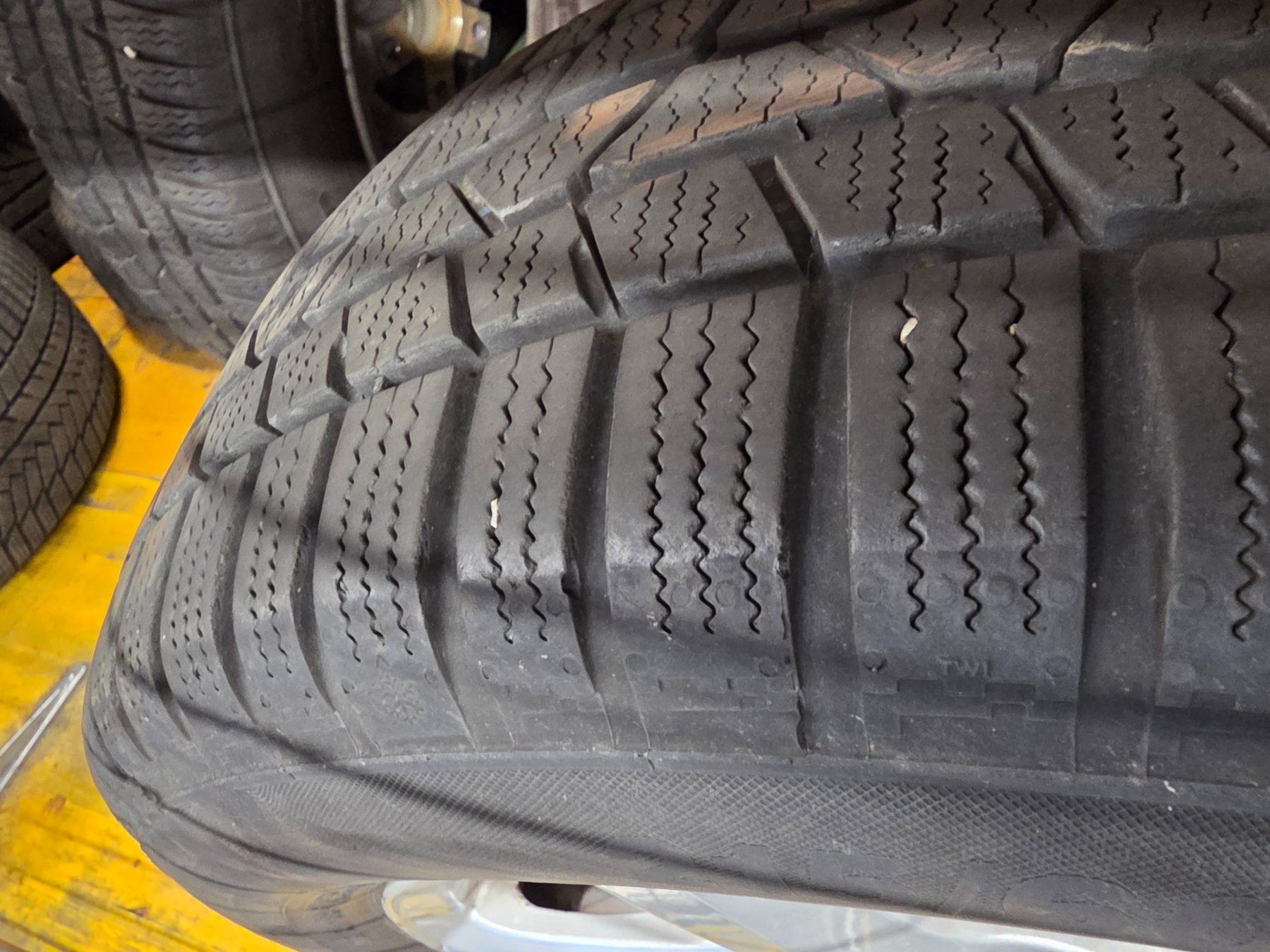 Gamaparts Pneumatici & Ruote complete: 4roue hiver audi q2 – Usato da Granges-Paccot venduto da axe_f5cr 1