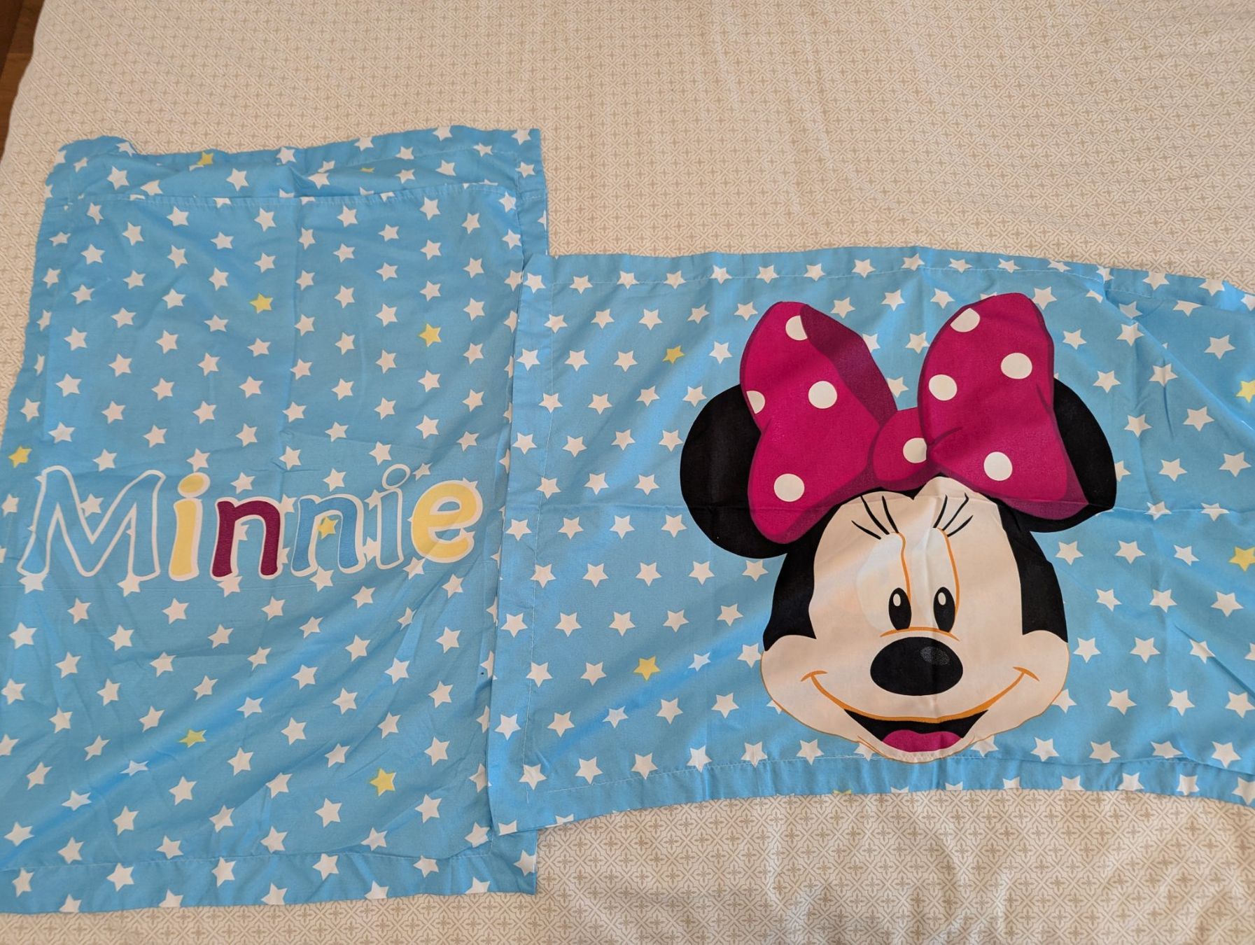 Biancheria da letto: Minnie Mouse Bettwäsche Set 195 X 200 – Usato da Wallisellen venduto da Taurusit 2