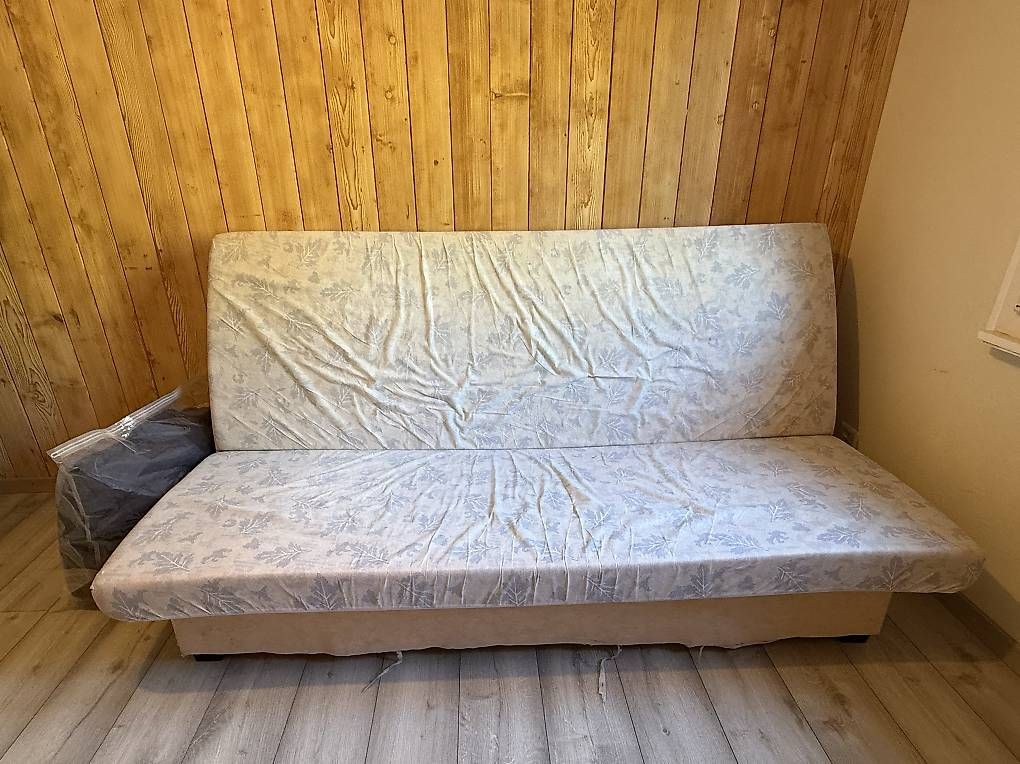 Sofas: Canapé lit – D'occasion à Botyre (Ayent) par emm_5nkx 1