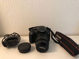 Kamera Canon 1300 D