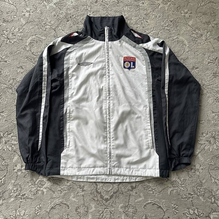 Giacche: Lyon Vintage Trackjacket – Usato da Hettiswil venduto da mat_8jyn
