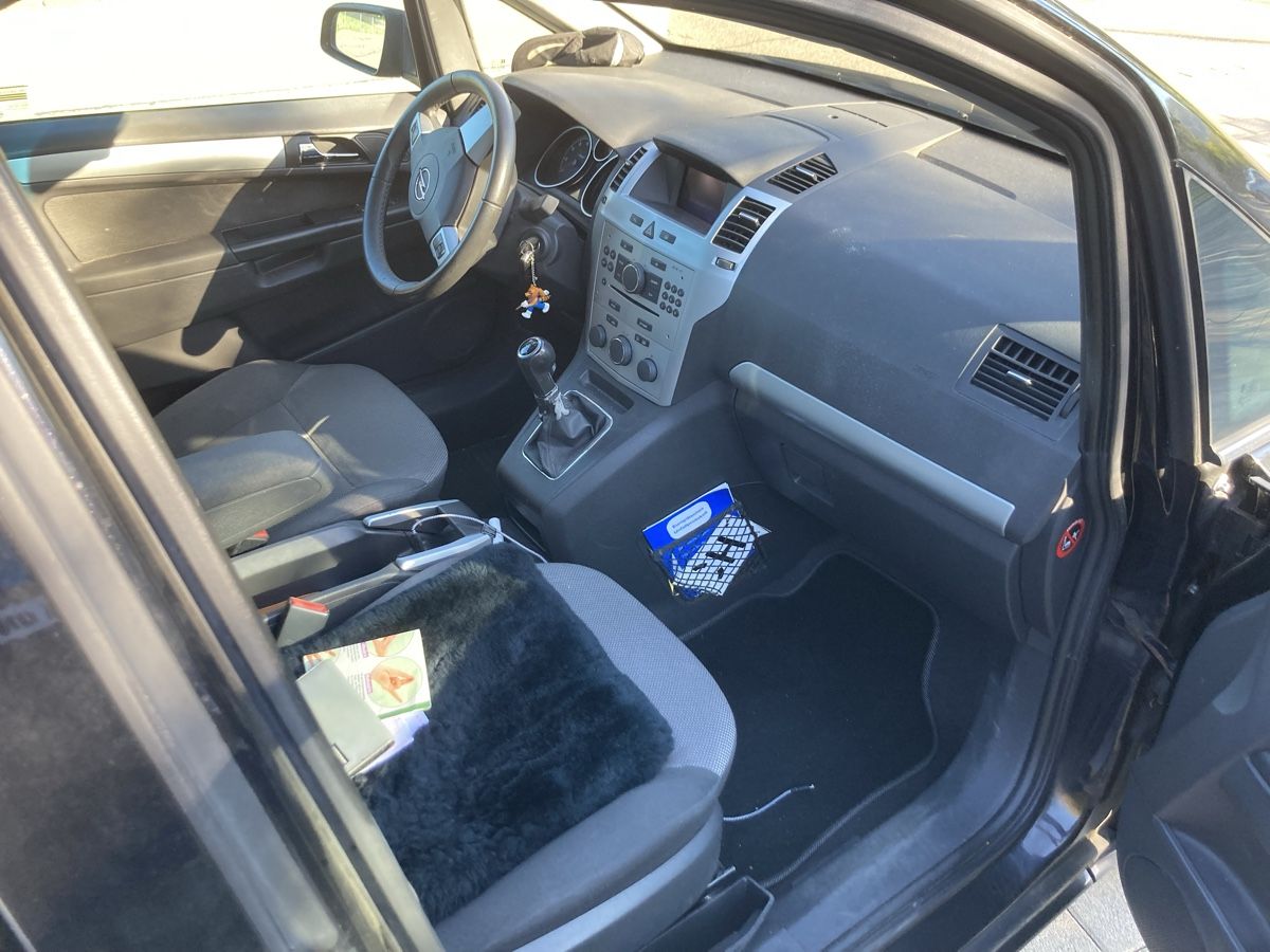 Opel Automobili: Opel Zafira – Usato da Frick venduto da Freiwillig39