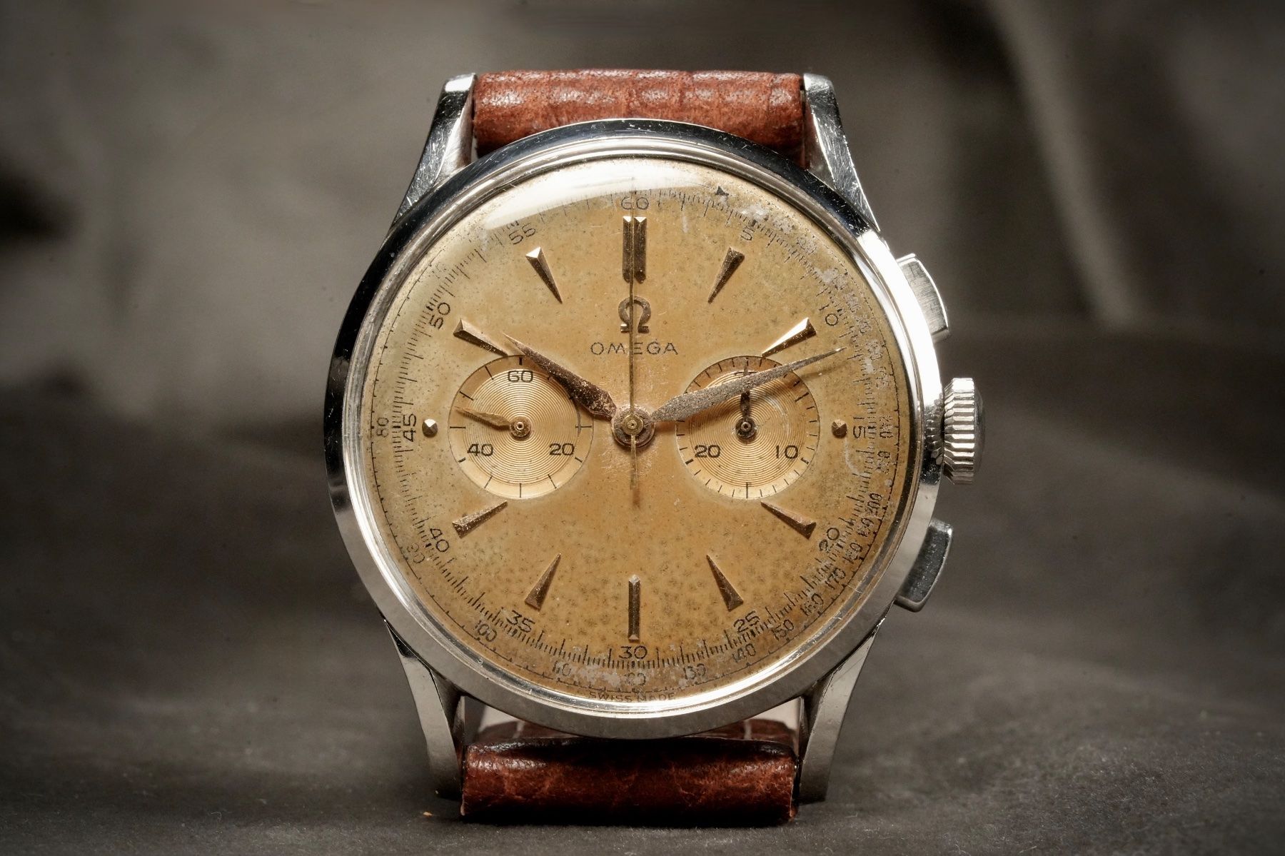 Omega Orologi: Omega - Ref. 2475 Original 1958 Tropical Dial Chronograph – Usato da Morcote venduto da chronoservice 1