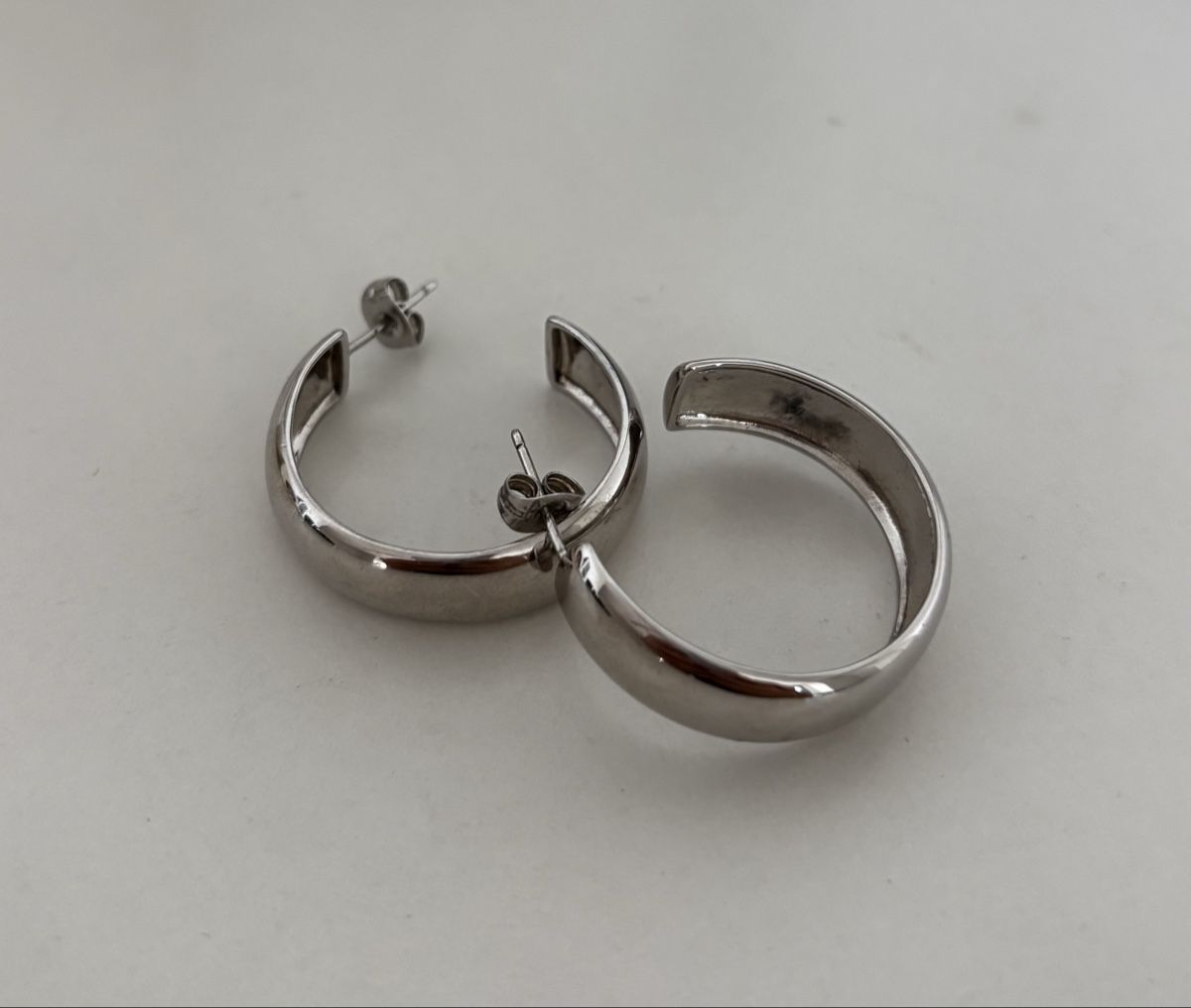 Ohrringe & -stecker: Silberne Hoops Paul Valentin – Neu (gemäss Beschreibung) aus Basel von Vaniiiy 1