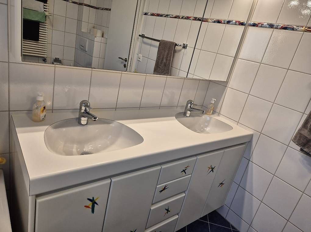 Mobili per bagno: Badezimmermöbel – Usato da Gais venduto da Gendozo