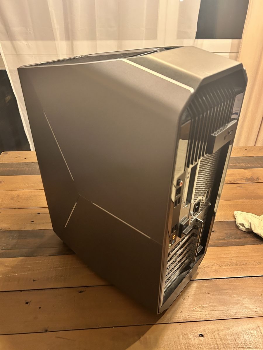 Alienware PCs: Alienware Aurora R7 Gaming Pc – Gebraucht aus Gossau ZH von  2