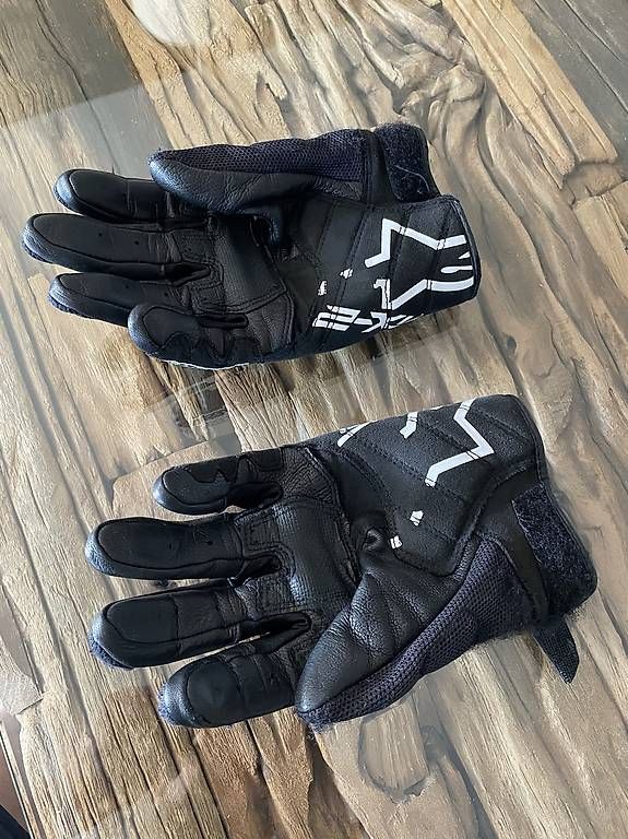 Altri accessori da uomo: Alpinestars Motorradhandschuhe mit Carbon  Grösse M – Usato da Hitzkirch venduto da DM_7 1