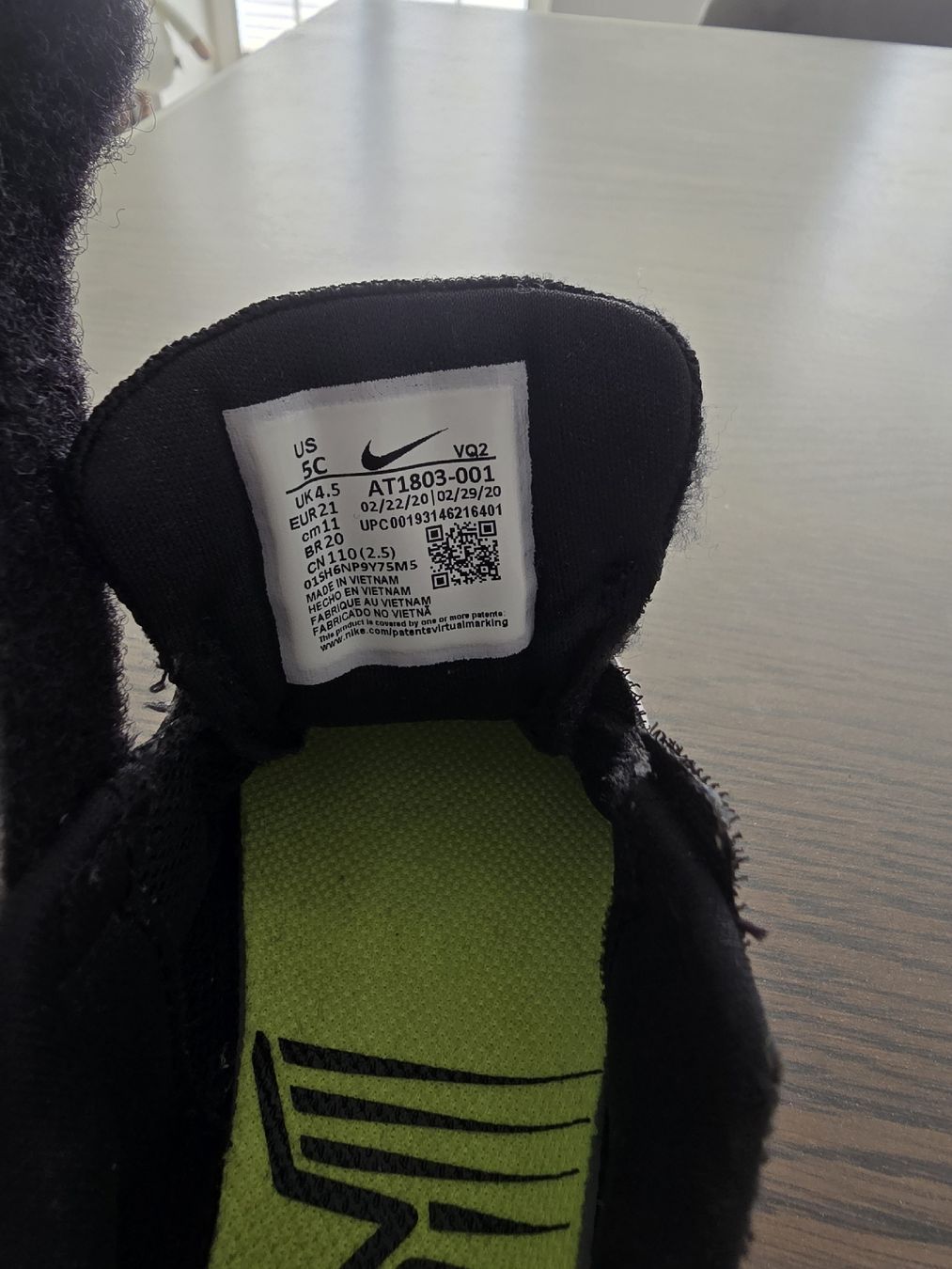Nike Scarpe per ragazzi: Nike Star Runner Kinderschuhe, Gr. 21 – Usato da Dinhard venduto da shp_6dyb 4
