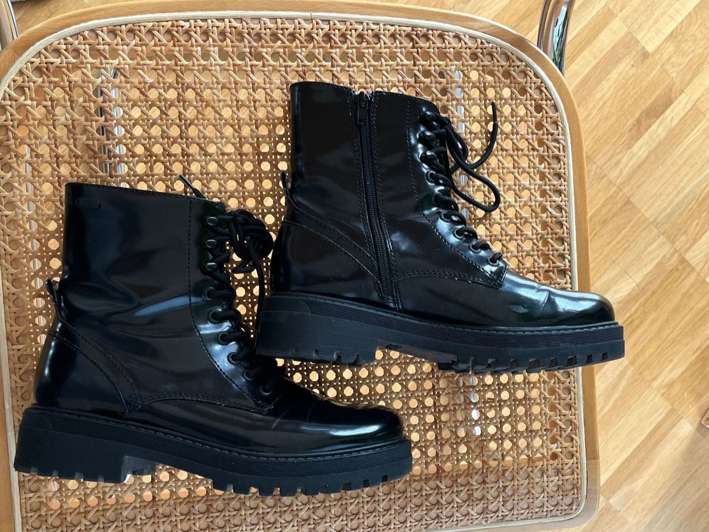 Esprit Scarpe da donna: Esprit Lederstiefel – Usato da Steffisburg venduto da moa_5m7z 3