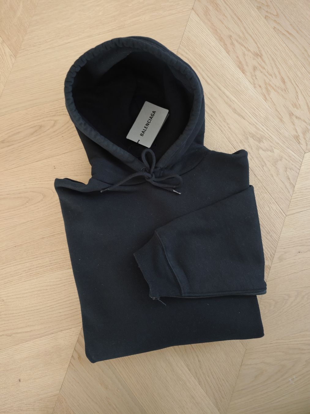 Balenciaga Maglioni & Felpe: BALENCIAGA Oversize Hoodie Kapuzenpullover – Nuovo (secondo la descrizione) da Erlenbach ZH venduto da nlh