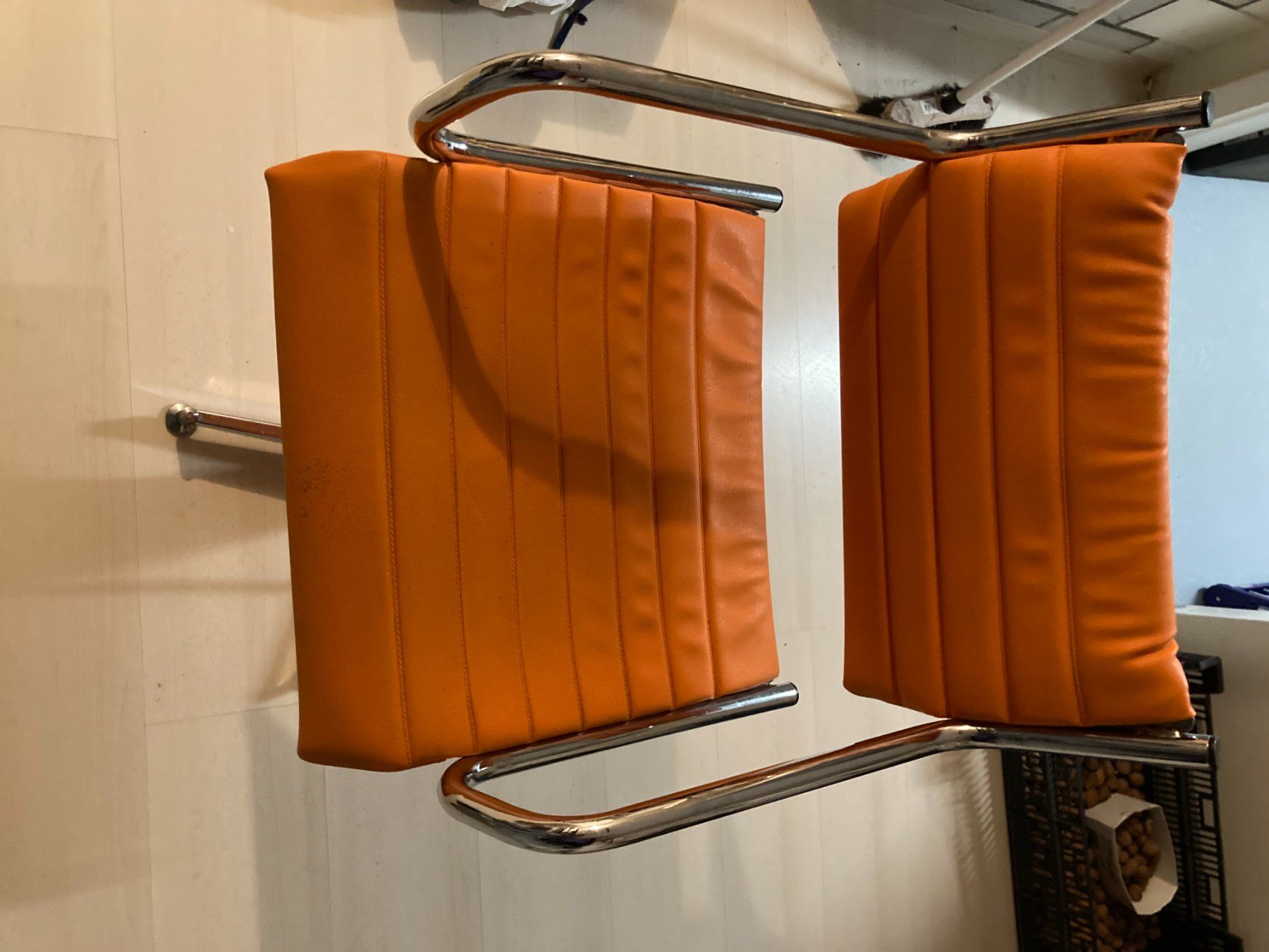 Sedie: Coiffeur-Stuhl guter Zustand – Usato da Hindelbank venduto da wei_w966 1