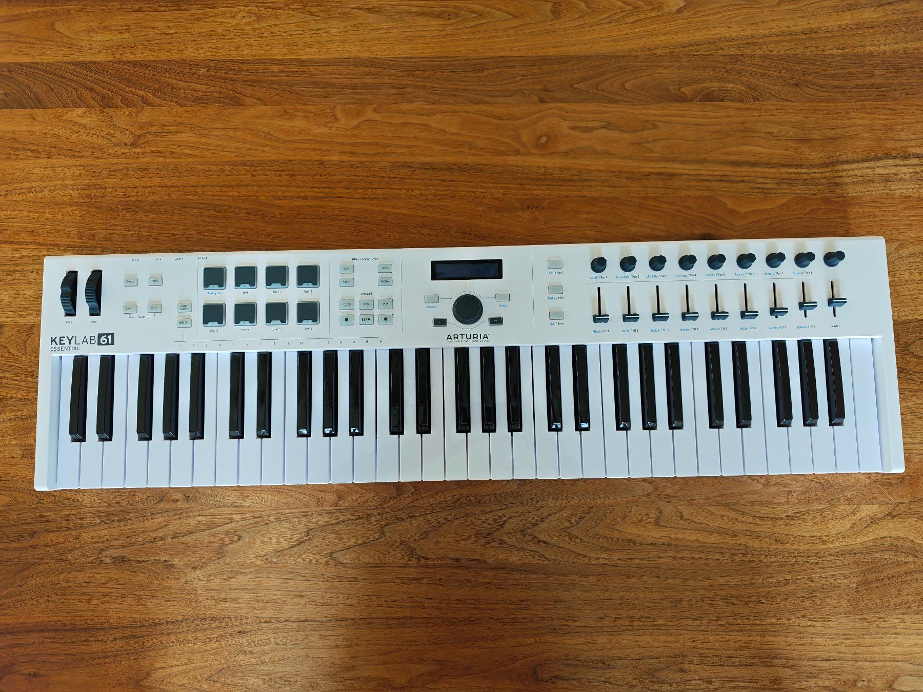 Arturia Musikinstrumente: Arturia KeyLab 61 Essential (MIDI Keyboard) – Gebraucht aus Winterthur von Jeremiasschawalder 1