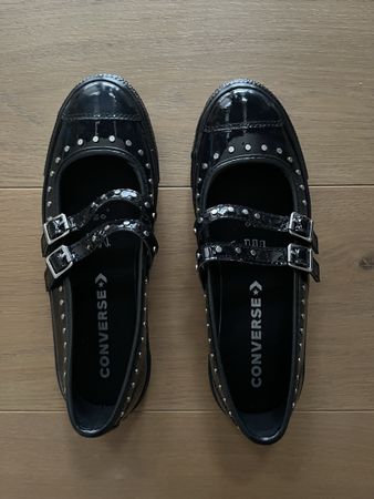 CONVERSE Chuck Taylor babies vernies noires 38 NEUVES! 