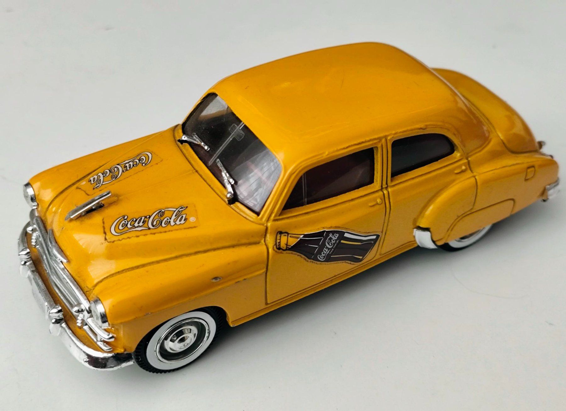 Coca-Cola Modellautos: Coca-Cola Auto   Länge 11,5 cm (26) – Gebraucht aus Pfäffikon ZH von Colacity