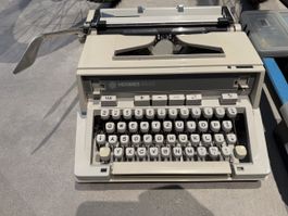 Schreibmaschine Hermes 3000