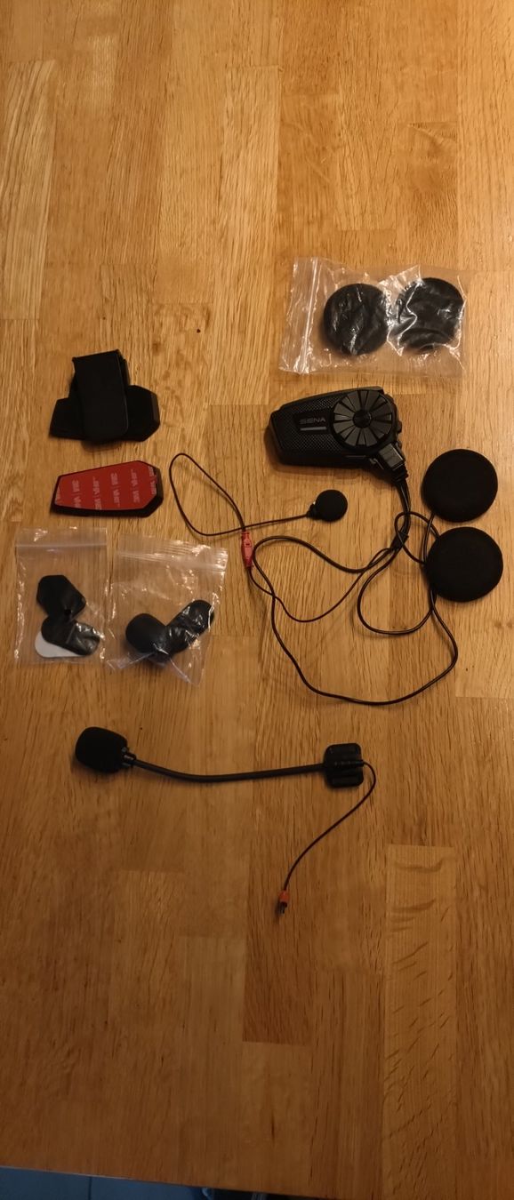 Sena Casques audio: SENA Spider ST1 – D'occasion à Grosswangen par Kombi-nat 2