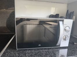 OMW2221 Grill Mikrowelle(700 Watt,20 l Abh.bis spät.14.06.26