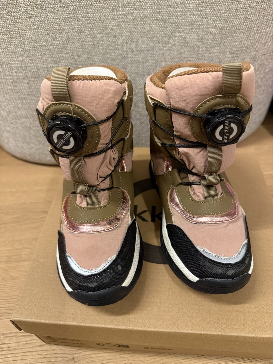 Schuhe für Jungen: Mikk-line Winterstiefel Gr. 31 – Gebraucht aus St. Gallen von gat_kp29 1