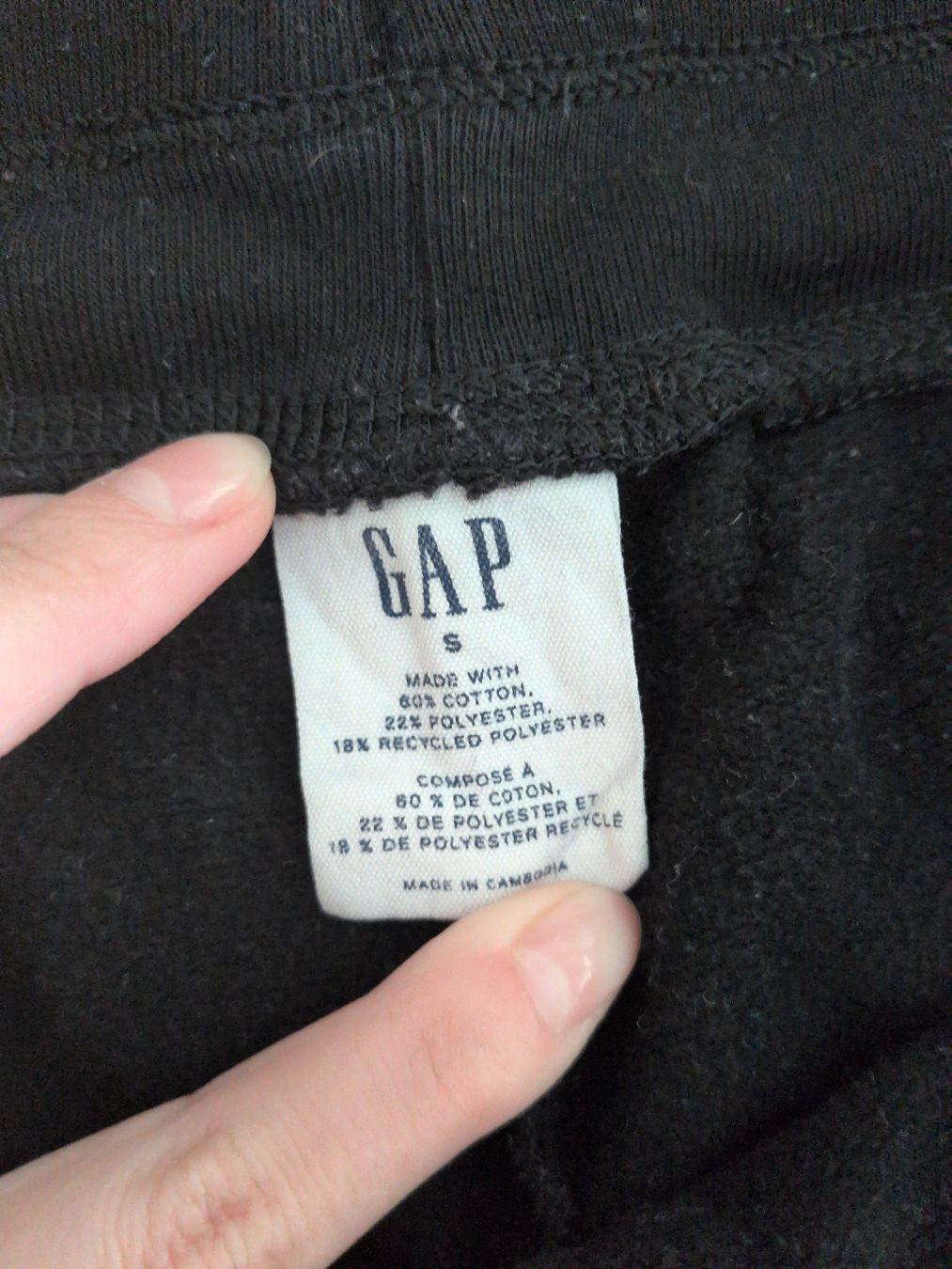 Gap Hosen: Gap Trainerhosen – Neu (gemäss Beschreibung) aus Aarburg von Noemi.H 2
