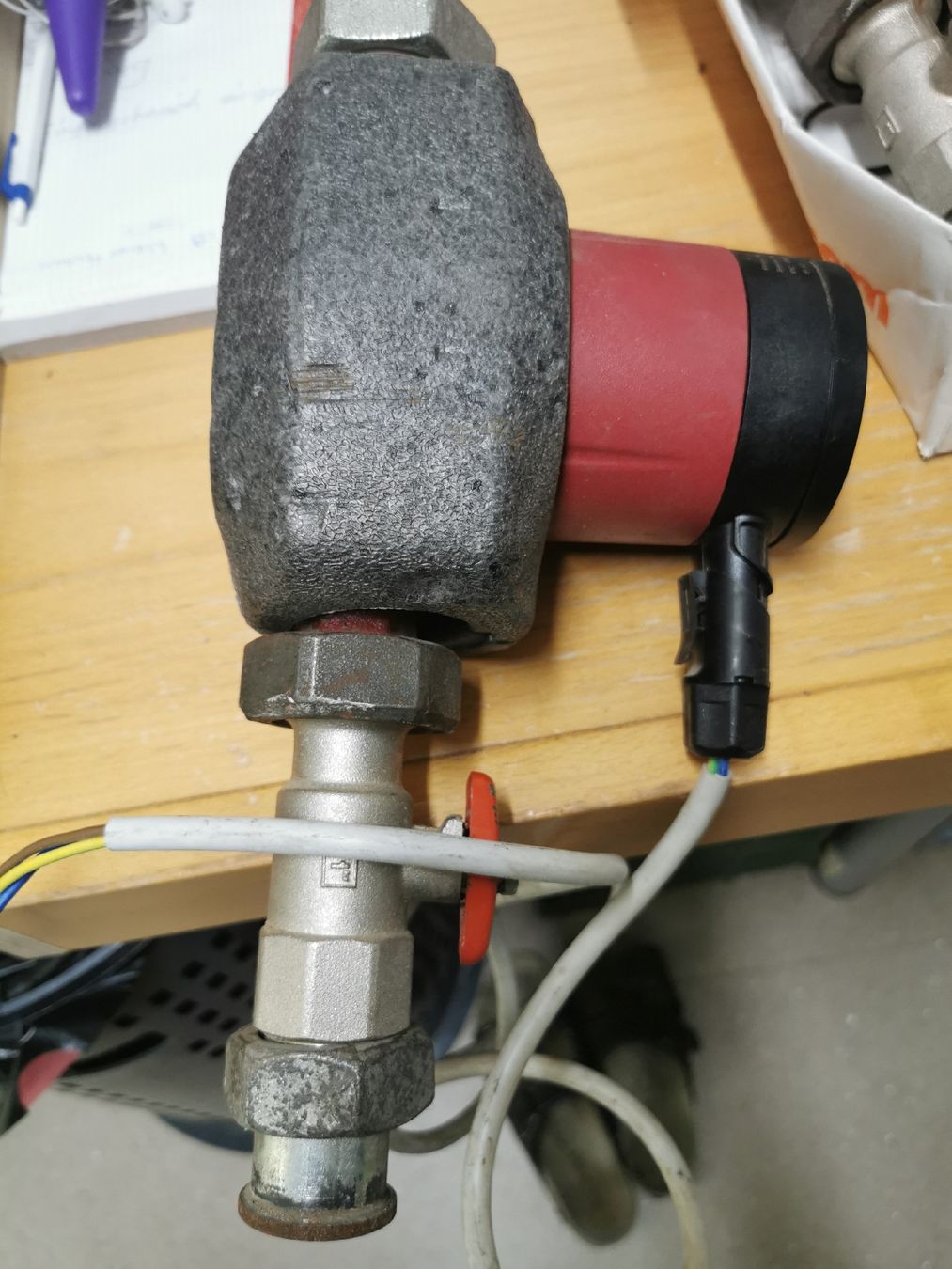 Grundfos Riscaldamento: Grundfos Wasserpumpe  – Usato da Hinterfultigen venduto da hein81 1