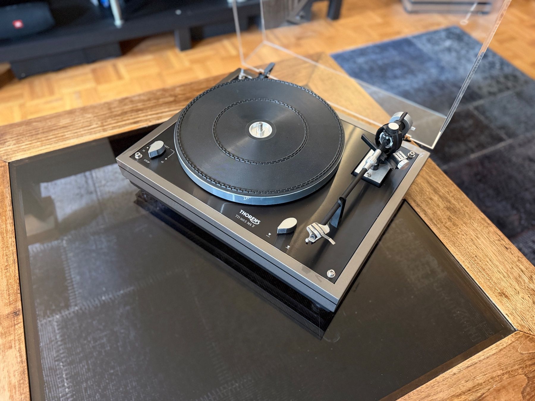 Thorens Giradischi: Thorens TD160 – Nuovo (secondo la descrizione) da Perly venduto da inf_jnp6 2