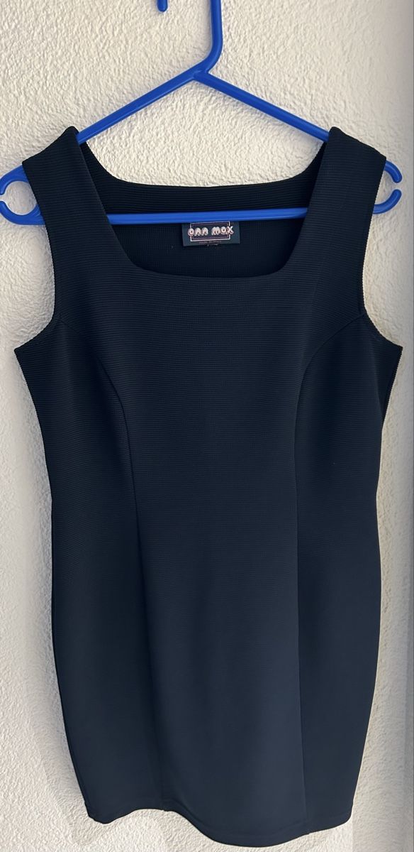 Vestiti: Dunkelblaues Cocktailkleid – Usato da Uster venduto da lis_7rjr