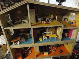 grosses Puppenhaus