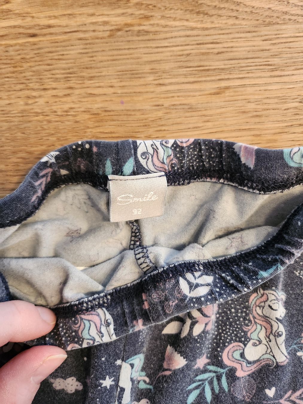 H&M Pantaloni: Mädchen Hose Gr.92 – Usato da Algetshausen venduto da Martina89 1
