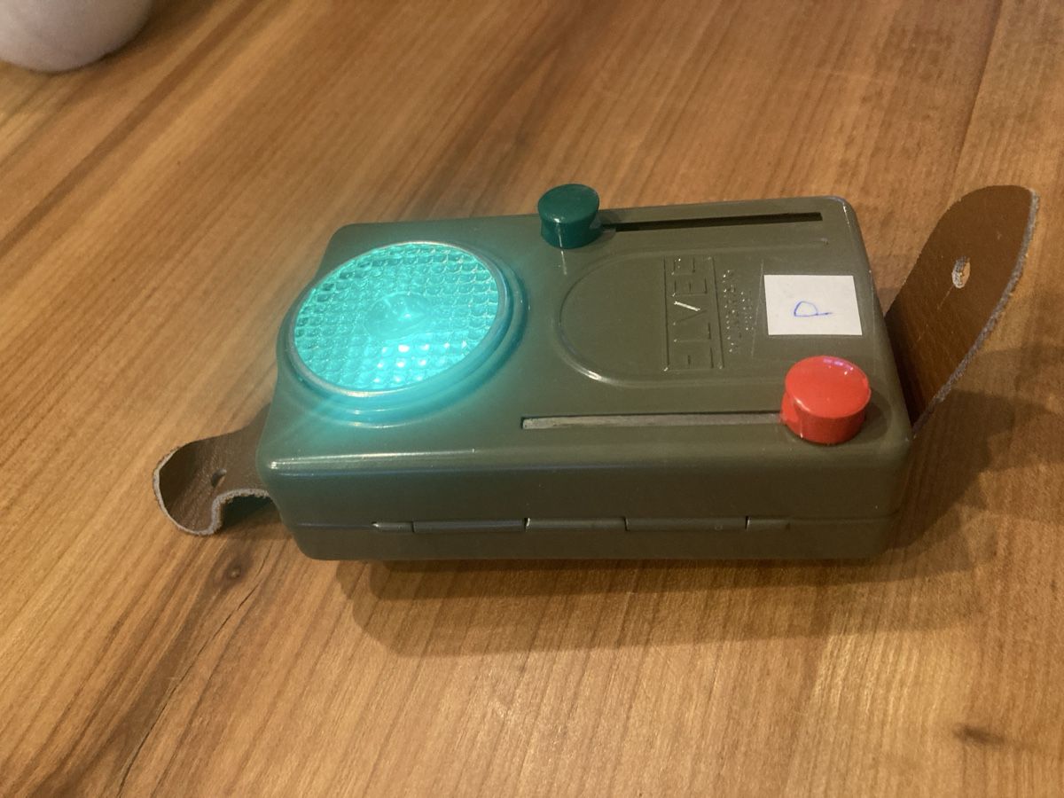 Schweizer Armee Lampade: Taschenlampe Militärlampe – Usato da Münchenstein venduto da Coma5 2
