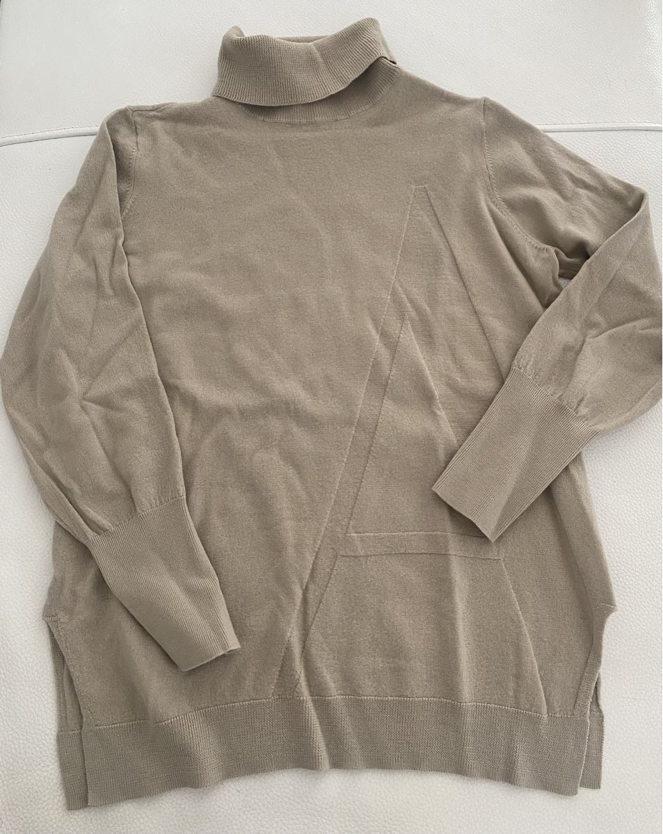 Armani Pullover & Sweatshirts: Armani Pullover 🌸 – Gebraucht aus Opfikon von Luis144