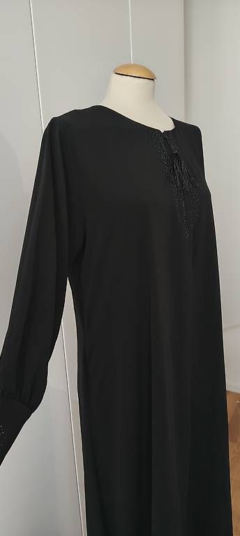 Vestiti: Kleid/Abaya schwarz mit Reissverschluss – Usato da Basel venduto da ukhtyy 2