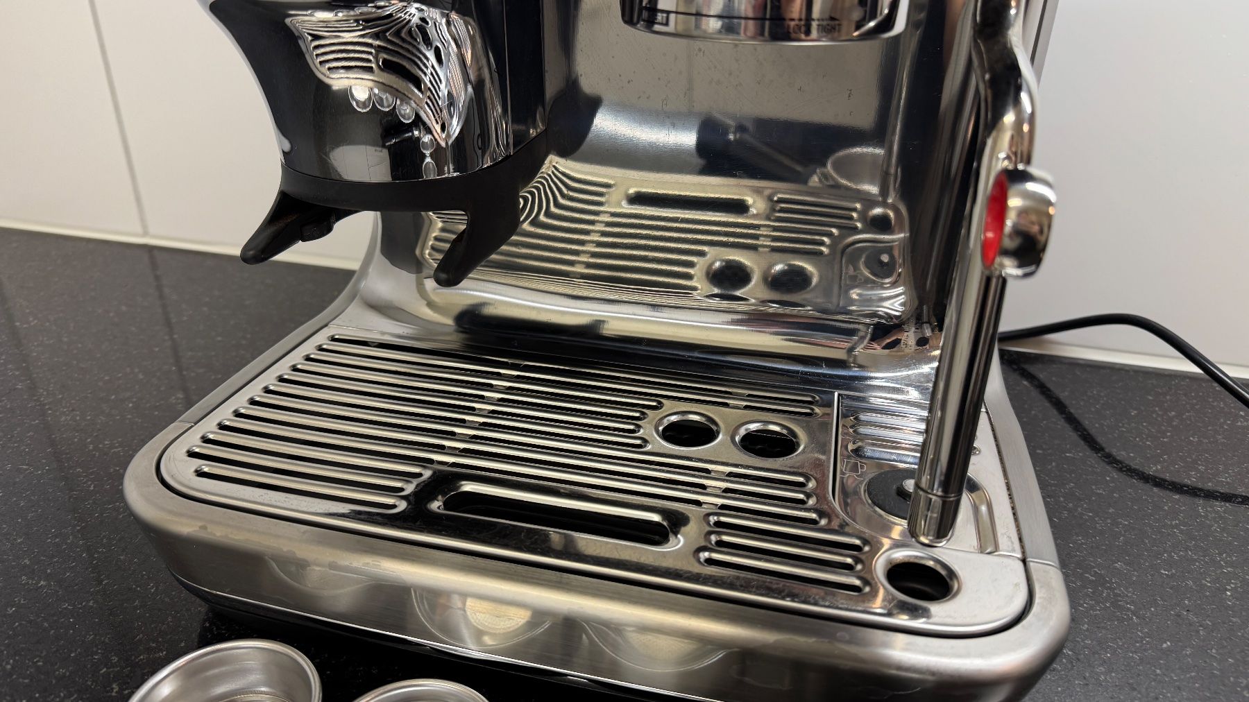 Sage Macchine per caffè & Macchine per espresso: Sage Barista Touch Impress - mit Zubehör – Usato da Spreitenbach venduto da Avdur 5