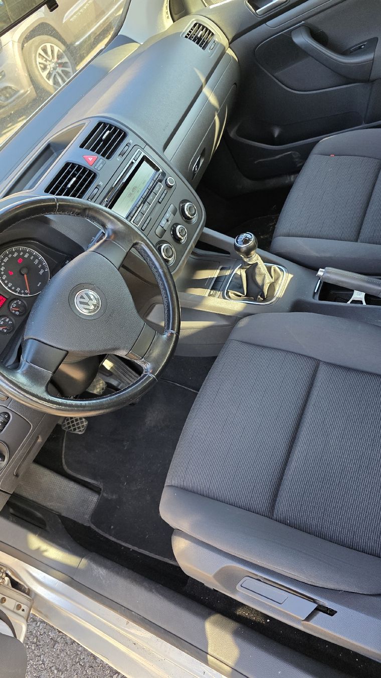 VW Automobili: VW Golf 5  -MFK 03.2026- – Usato da Spiez venduto da mal_y9c9 2