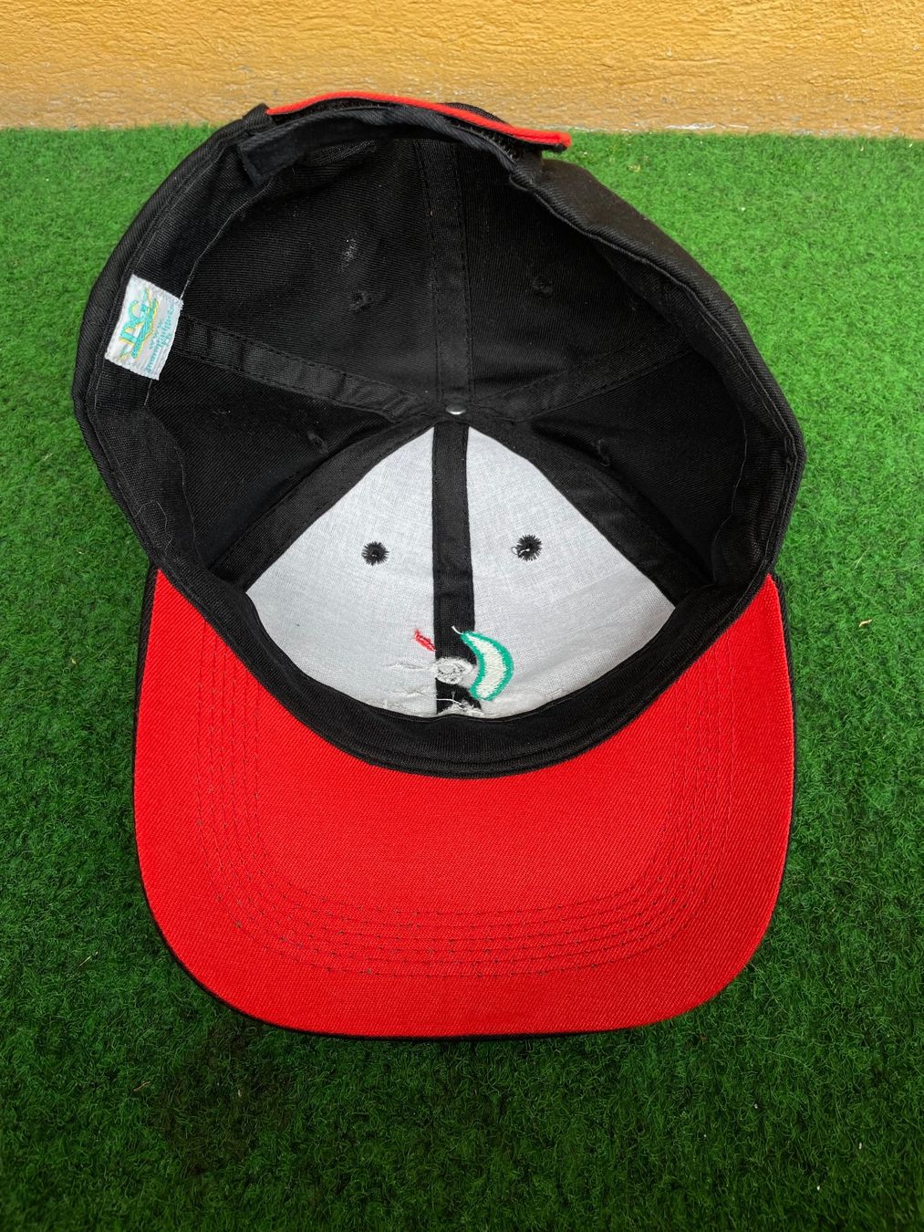 Copricapi, berretti & cappellini: Vintage Y2K Logitech Cap Computer – Usato da Zürich venduto da le_souk 5
