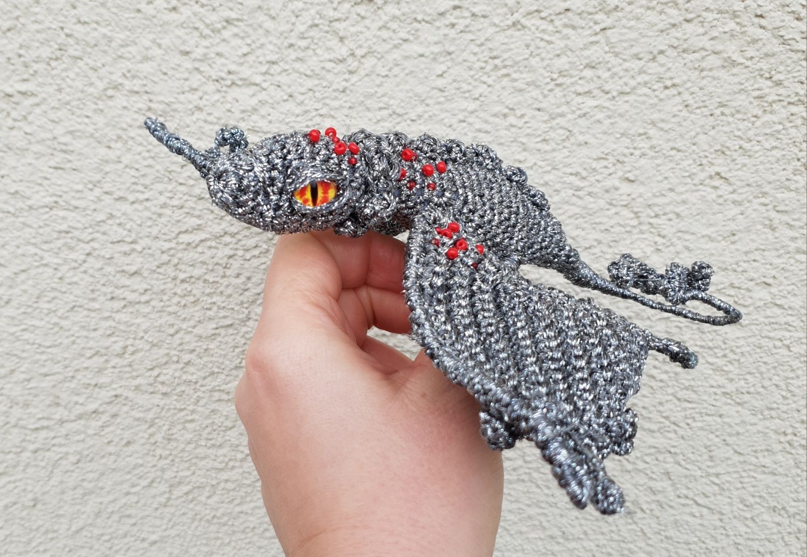 Broches & Aiguilles: Gehäkelte Drache  Brosche  oder Dekor OOAK handmade silver – Neuf (Voir description) à Gelterkinden par Macrameed 3