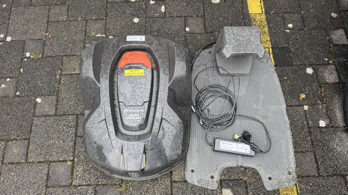 Husqvarna Tagliaerba: Husqvarna Automower 420 – Usato da Kottwil venduto da Ch_max