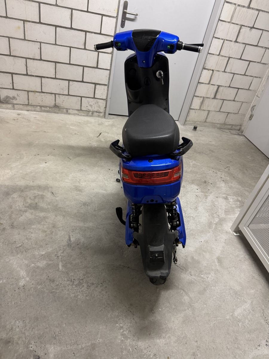 Elektromobile: E Roller SPC Xt 2000 – Defekt aus zürich von fernandes021 3