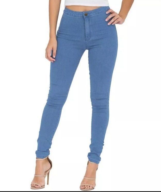 Alexander Mcqueen Jeans: Dünne Jeans – Gebraucht aus Adliswil von ssc_z8q6