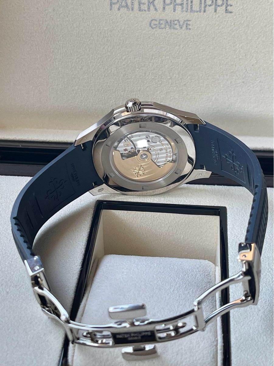 Patek Philippe Orologi: Patek Philippe Aquanaut Ref. 5168G Blue dial Full Set – Nuovo (secondo la descrizione) da Lugano venduto da Superstudiolugano 6
