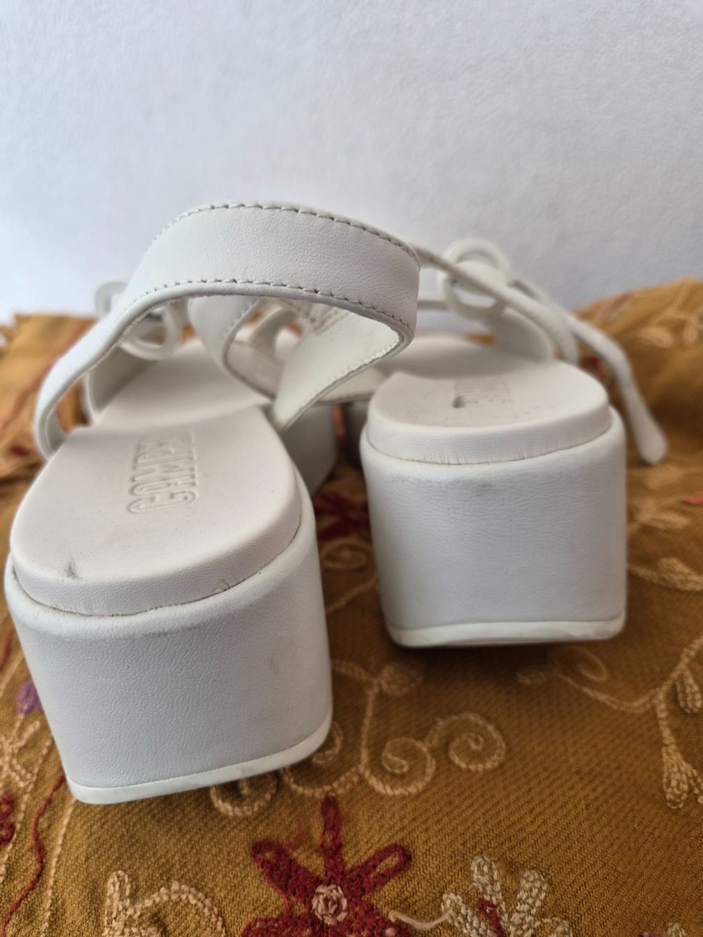 Camper Scarpe da donna: Camper in weiss Gr. 38 – Usato da Frenkendorf venduto da Chrigeli01 3