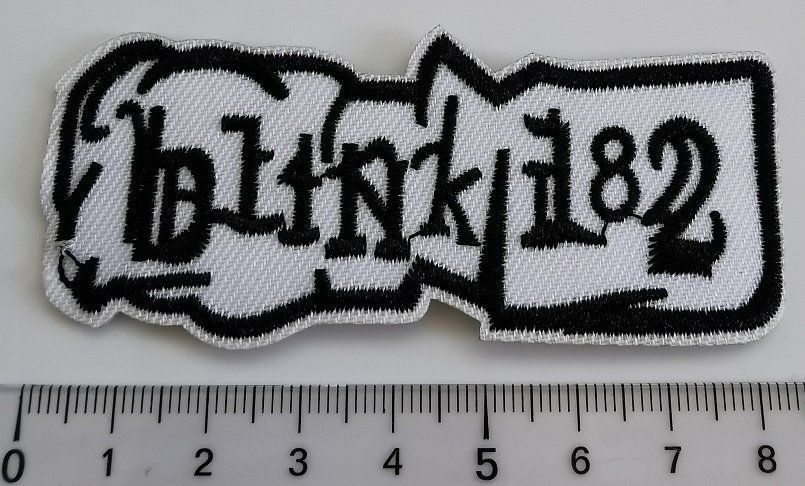 Toppe: Blink-182 -   Aufnäher (neu) – Nuovo e nell'imballaggio originale da Wilen b. Wollerau venduto da morethanmusic