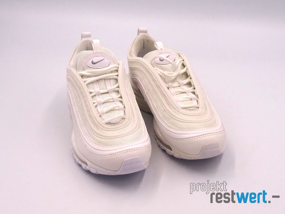 Nike Herrenschuhe: Sneaker weiss Gr.42 von NIKE – Neu (gemäss Beschreibung) aus Bülach von restwert_buelach 1