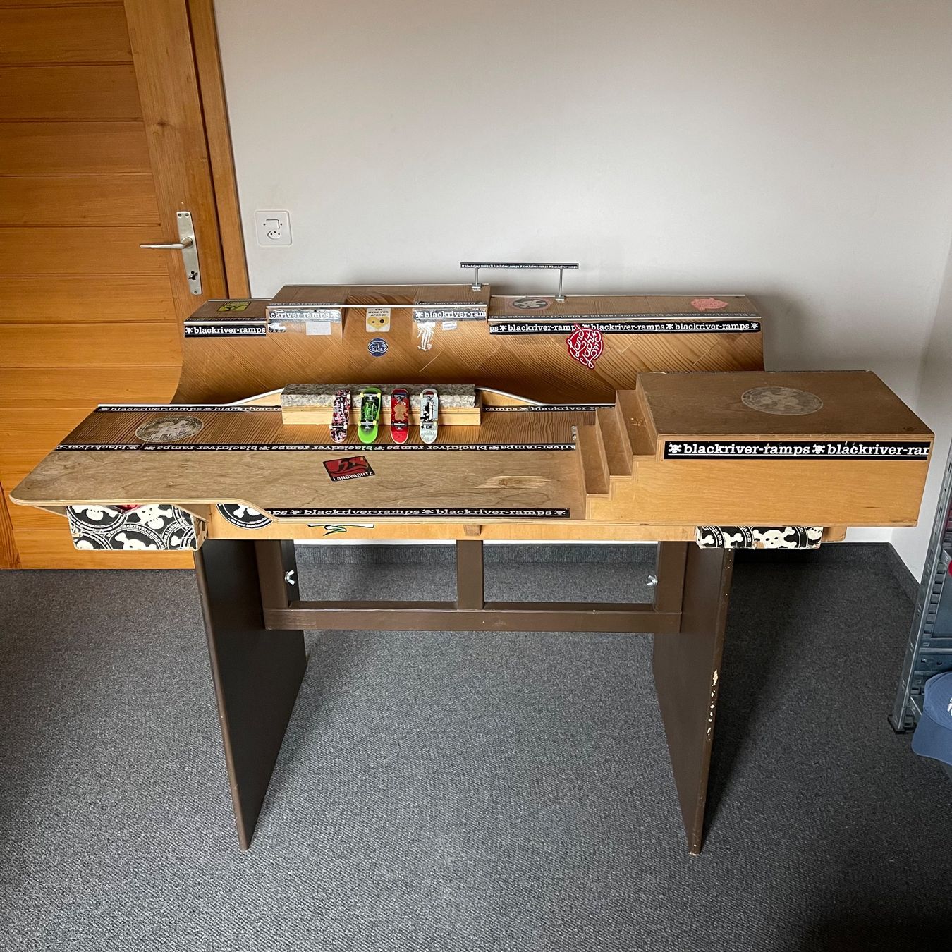 Skateboards: Blackriver Ramps Fingerboard Park Unikat – Gebraucht aus Herisau von OptischeFabrik