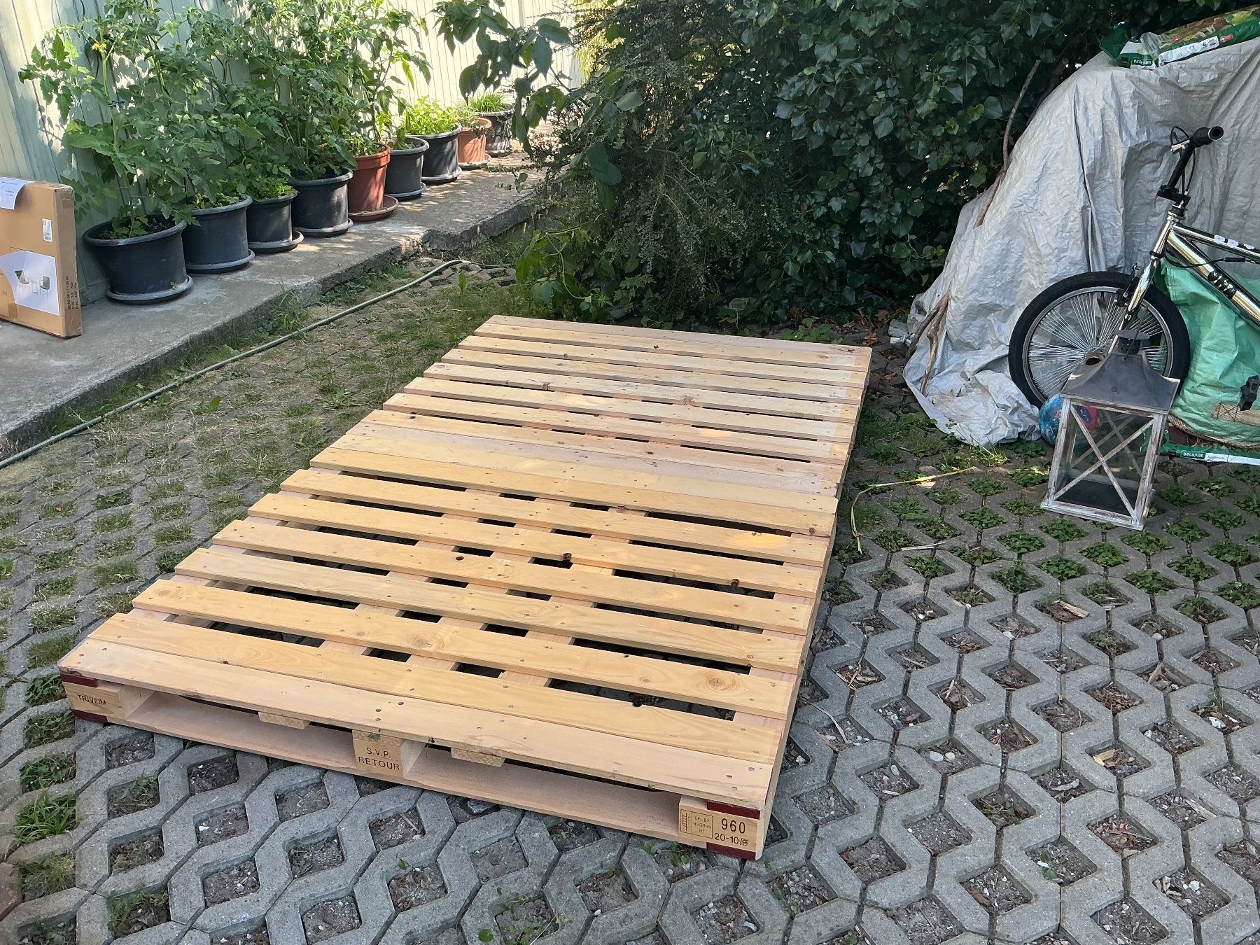 Pallets: 2 schöne Holzpaletten für Sitzmöbel oder Bett – Usato da Konolfingen venduto da Stephu72 2
